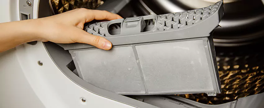 Signs Of A Clogged Dryer Lint Trap in Murfreesboro, Tennessee
